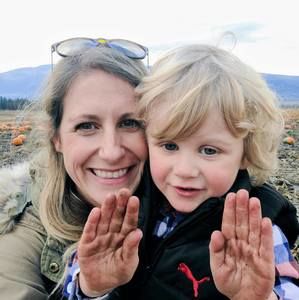 Meet your Posher, Debbie